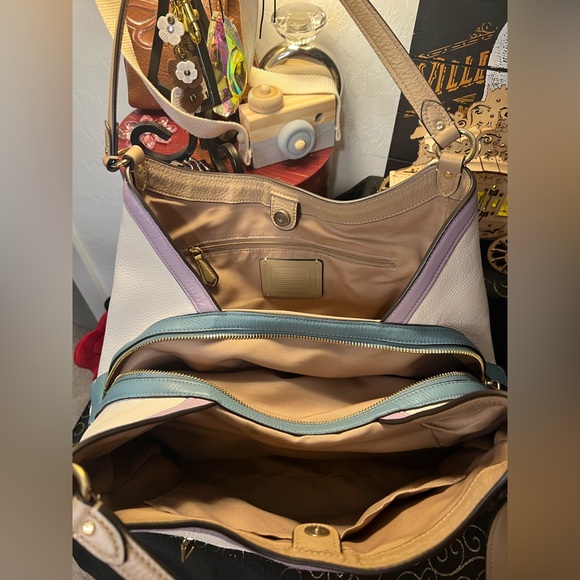 Coach 2022 Pebble Leather Kristy Lexi Shoulder Bag Colorblock CA216 Chalk/Multi - Picture 10 of 16